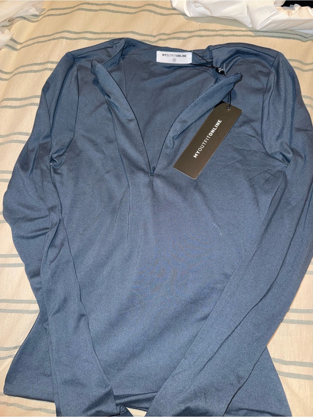 MYOUTFITIONLINE Women's Long Sleeve V-Neck Tee - Navy